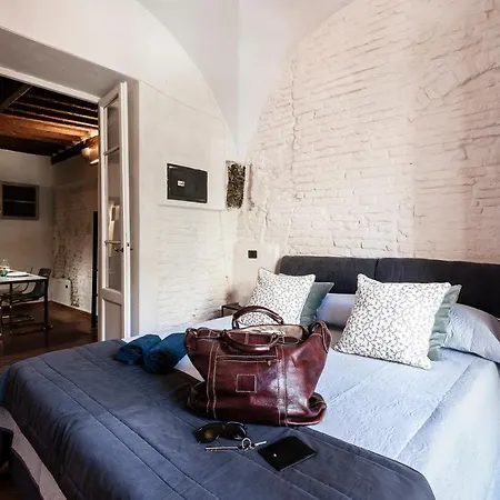 Hostly - Garden House Near The Tower - Historical House With Private Garden Apartment Pisa Exterior photo
